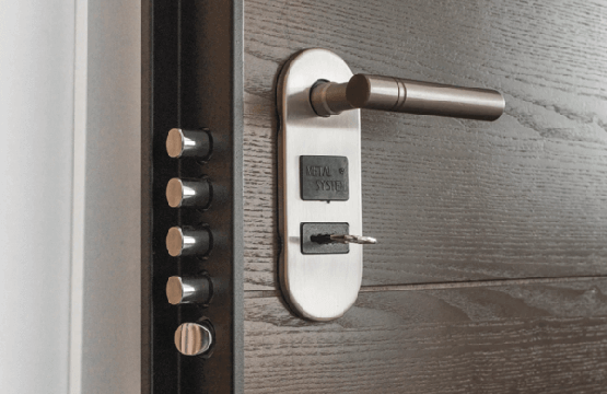 Commercial Lock Services in Reading, Berkshire